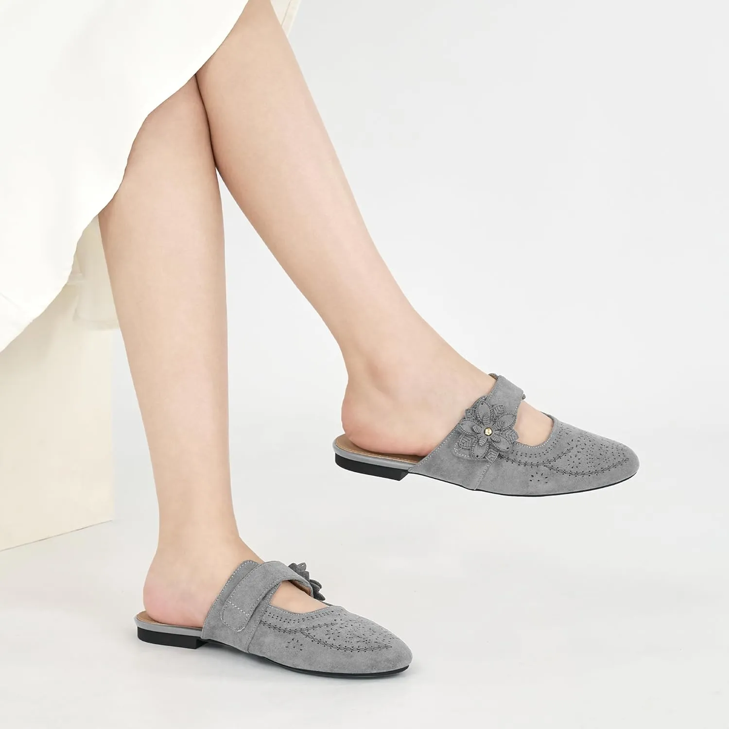 Aomigoct Mules for Woman Flats Comfortable: Round Toe Slip On Womens Mules Casual Fashion Work Shoes
