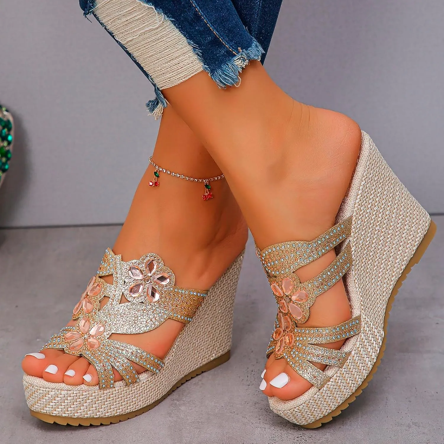 European And Plus Size Rhinestone High Heel Wedge Slippers Women's Flatform Thick Soled Flip Shoes Women Sandals Fashion
