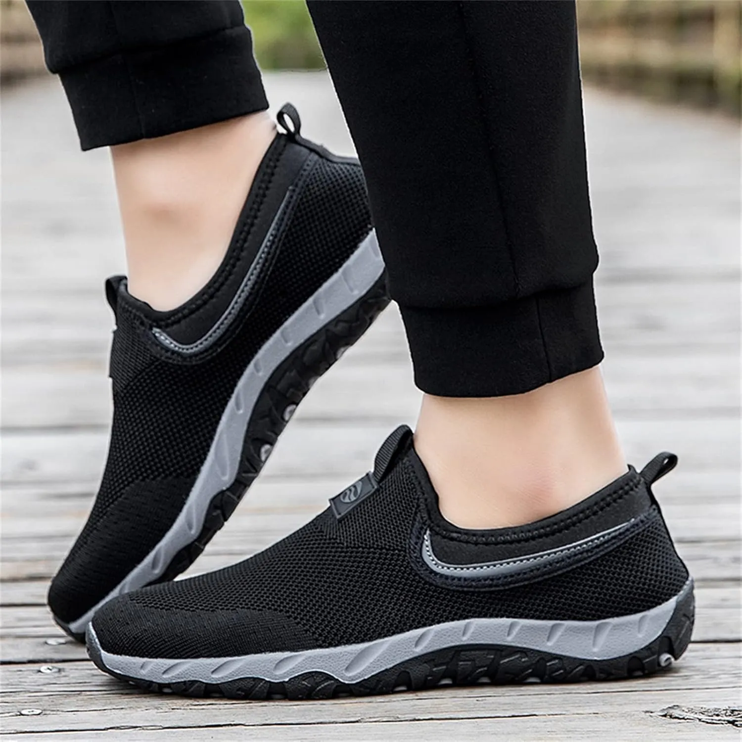 Fashion Sneakers Shoes Couples' Men's New Spring Flying Knit Slip On Casual Sports Shoes for Middle and Elderly