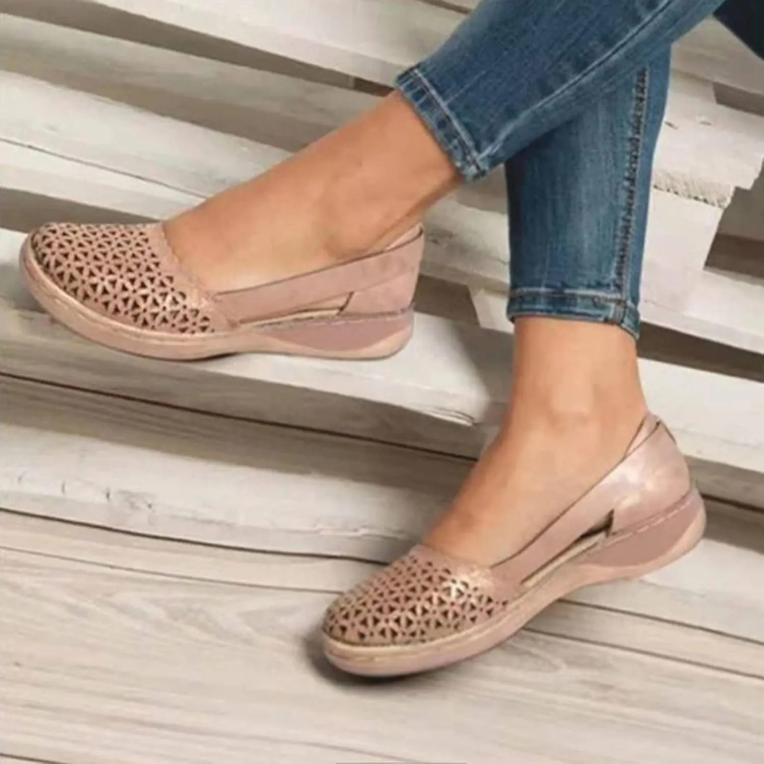 Flats Sandals for Women Bohemian Casual Sandals Summer with Arch Support Breathable Hollow Slide Shoes