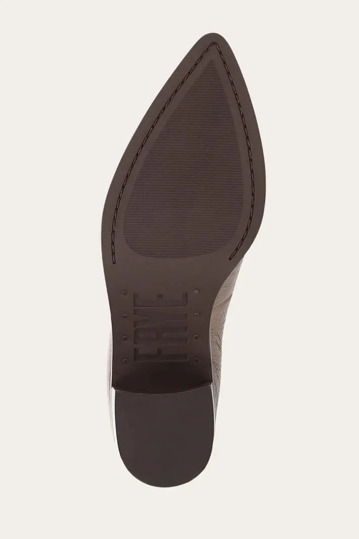 Frye Sadie Venetian Women's Leather Slip-On Loafer Shoes - Comfortable & Stylish Casual Footwear