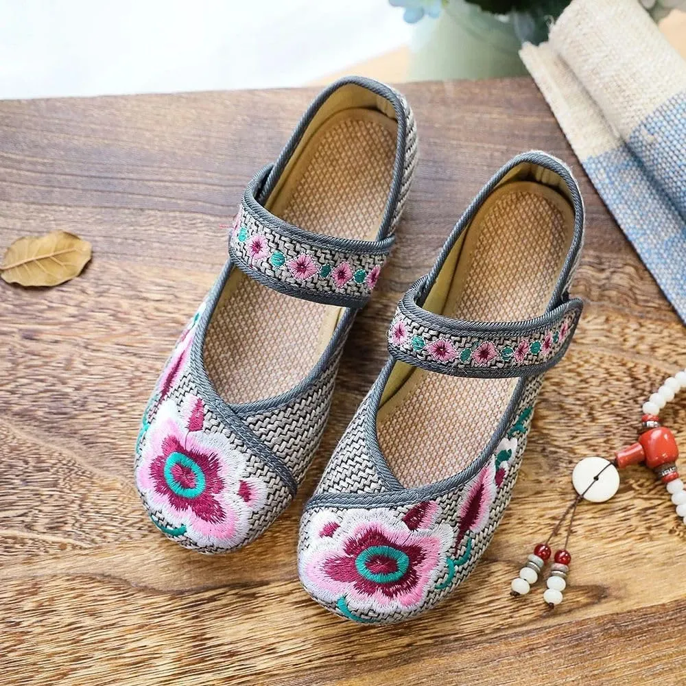 Handmade Vintage Women's Embroidery Flat Shoes Ballet Flats Casual Cotton Driving Shoes