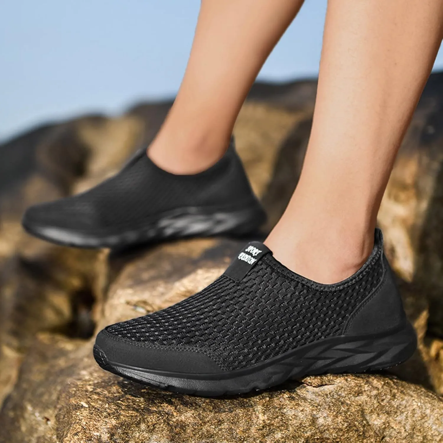 Men's Breathable Mesh Slip on Walking Shoes Lightweight Non Slip Running Shoes Casual Fashion Sneakers Mesh Workout Sports Shoes for Men