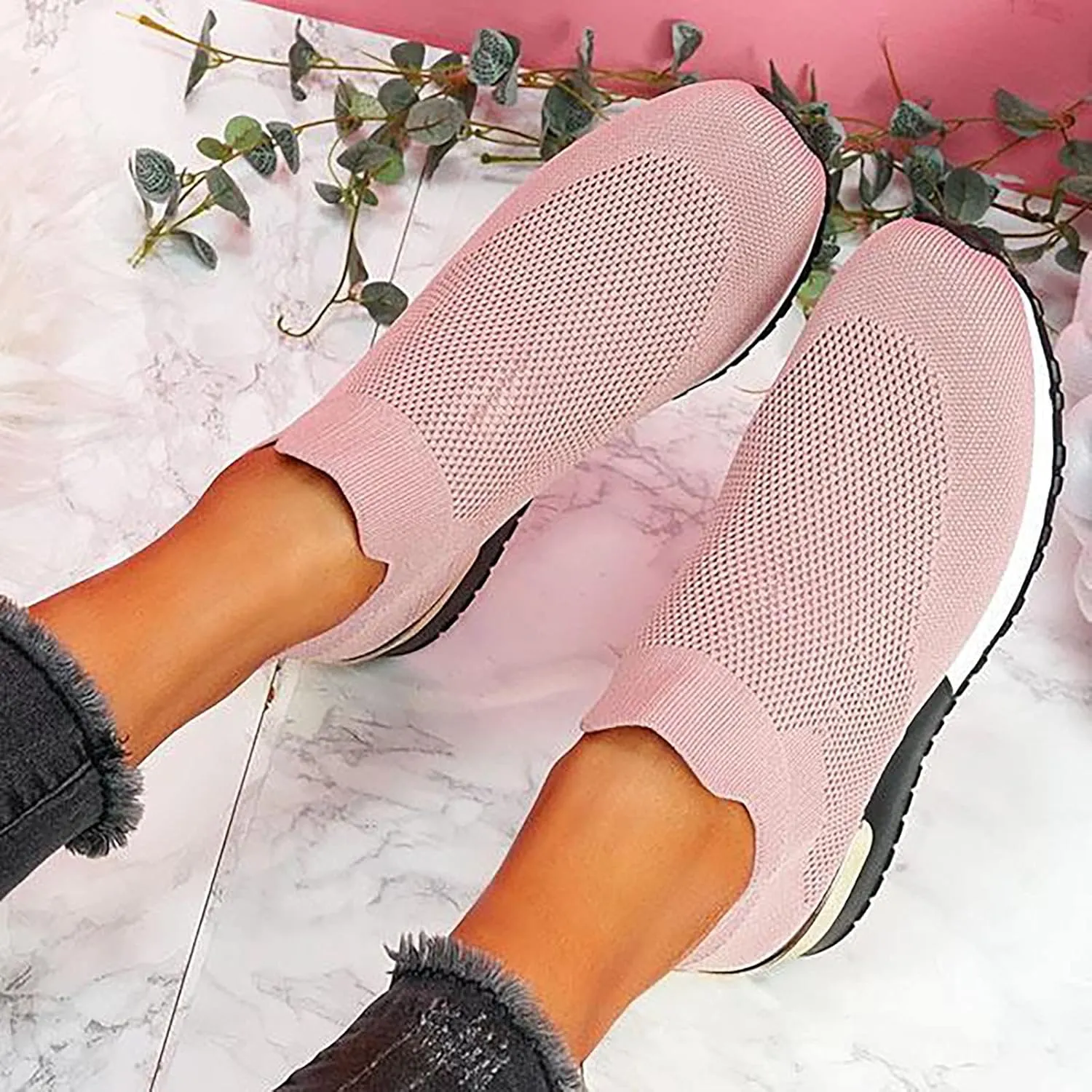 oiangi Women's Athletic Walking Shoes Casual Mesh-Breathable Comfortable Non-Slip Work Sneakers
