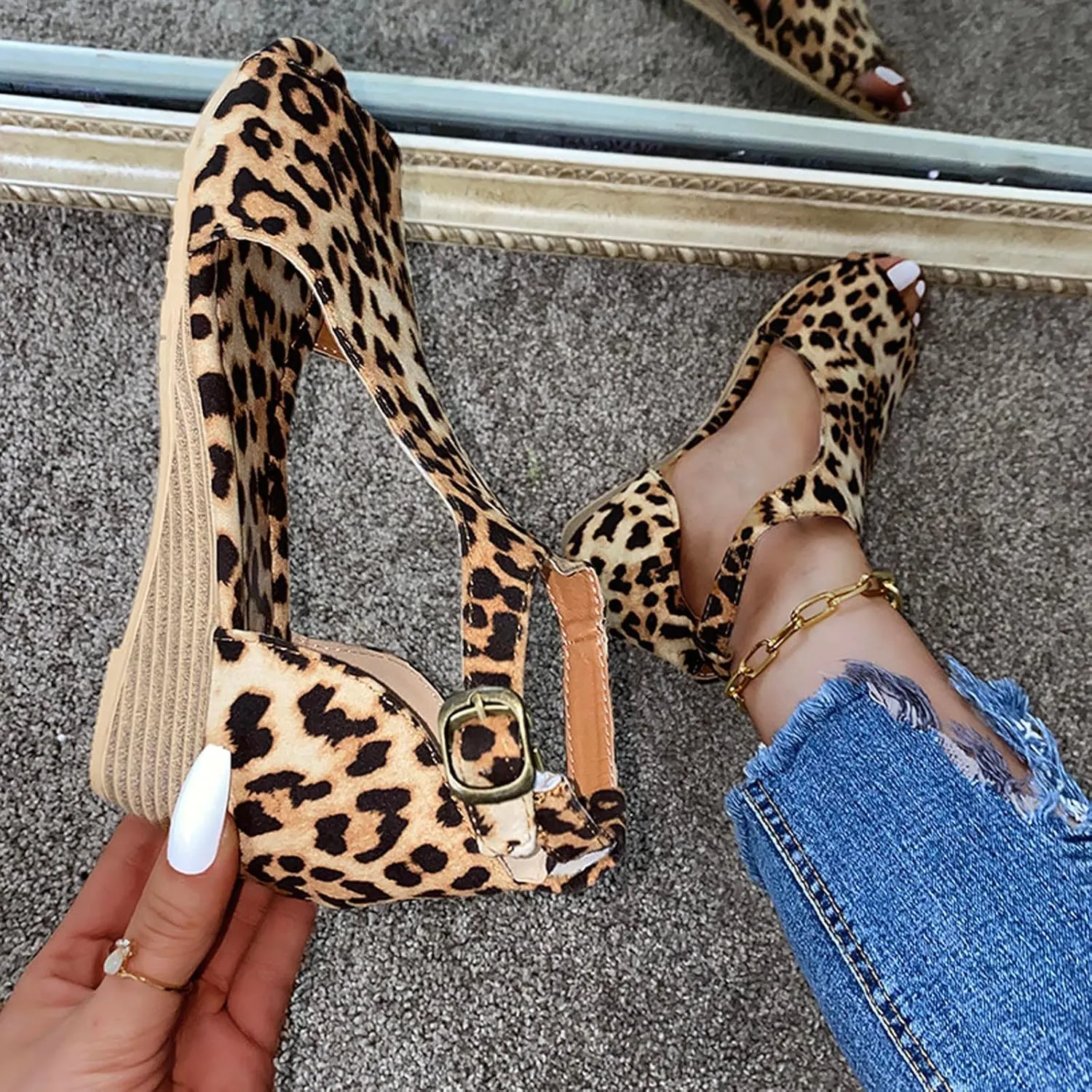 oiangi Womens Wedge Sandals Casual Summer Fish Mouth Open Toe Buckle Hollow Leopard Print Flats Plus Size Comfortable Ladies Outdoor Shoes Sandalias