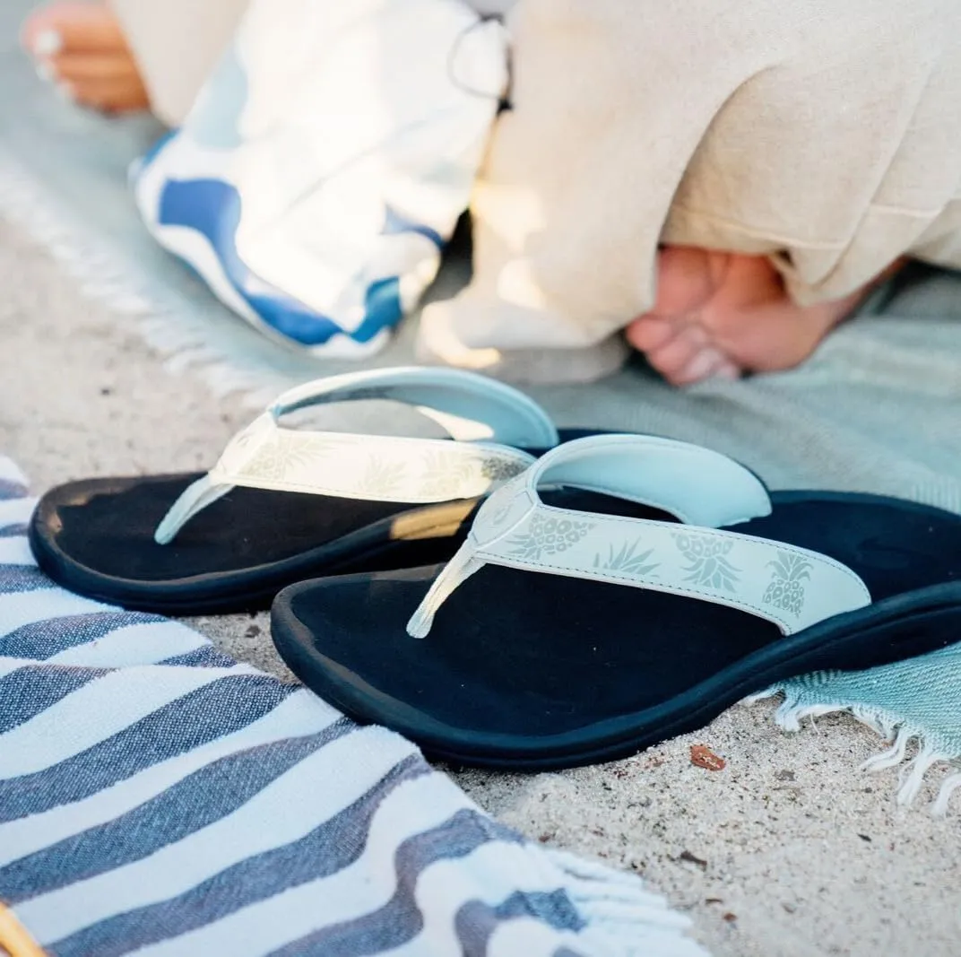 OLUKAI Ohana Women's Beach Sandals, Water Resistant Flip Flops, Arch Support & Comfort Fit, Lightweight & Durable, Enhanced Grip & Traction
