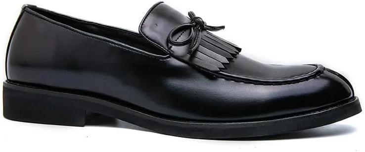 Santimon Men's Moc Toe Kiltie Bow Slip-on Loafers with Matte Finish Comfort Walking Dress Driving Moccasins Casual Boat Shoes