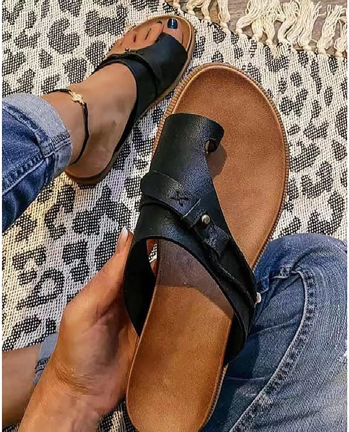 Slip Sole Sandals for Women Flats Novelty Comfy Toe Ring Open Toe Studded Rope Slip-on Flip Flops Summer Lightweight Casual Outdoor Beach Shoes