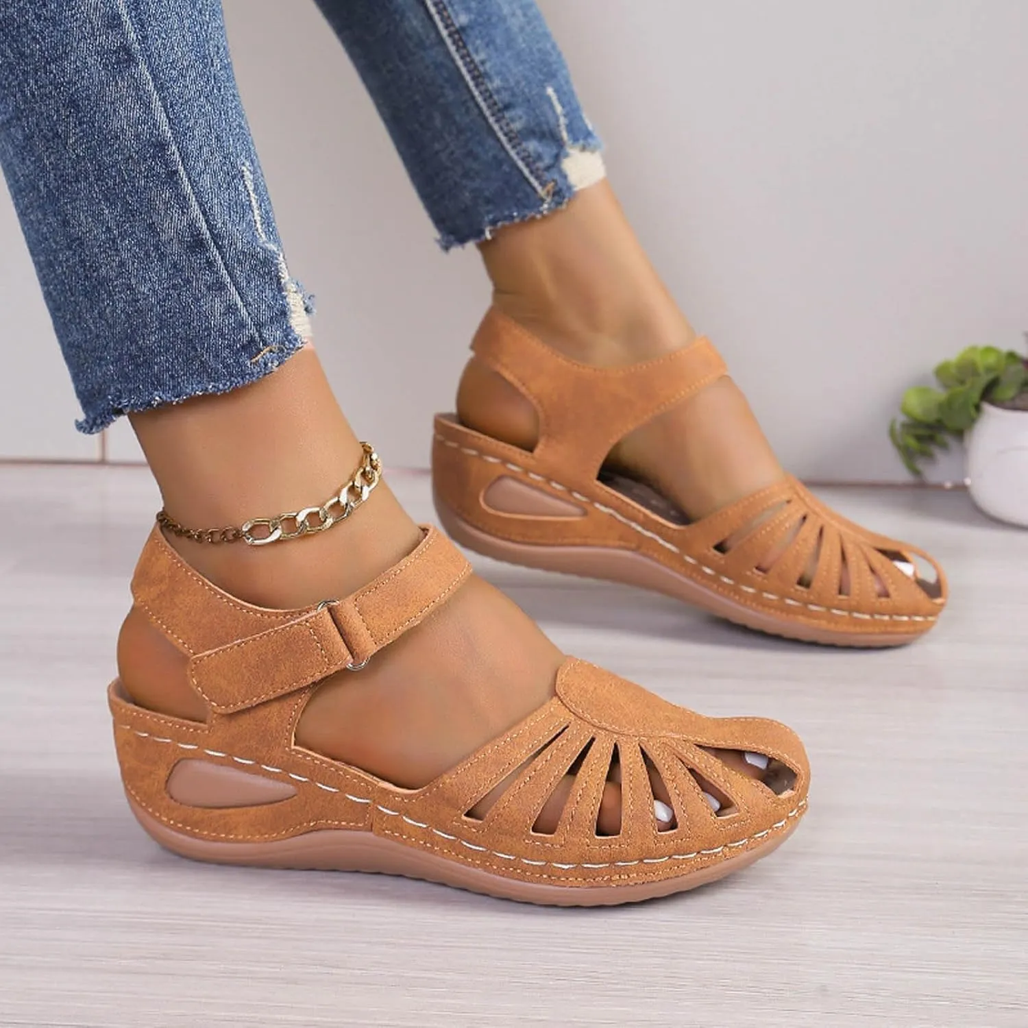 Wedge Sandals For Women 2025 Summer Closed Toe Solid Color Ankle Strap Platform Wedge Shoes Stylish Breathable Casual Low Wedges Walking Strappy Slip on Sandals