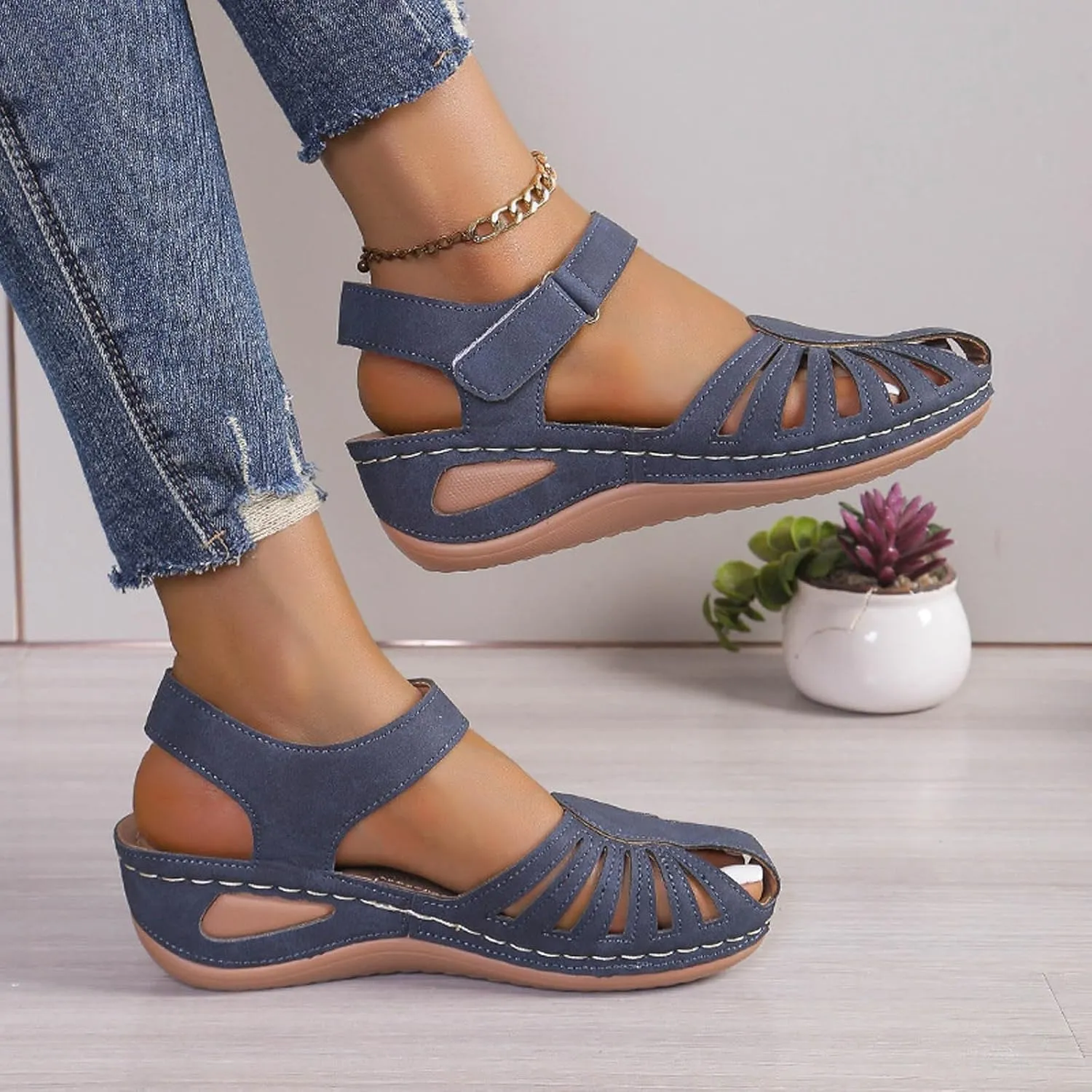 Wedge Sandals For Women 2025 Summer Closed Toe Solid Color Ankle Strap Platform Wedge Shoes Stylish Breathable Casual Low Wedges Walking Strappy Slip on Sandals