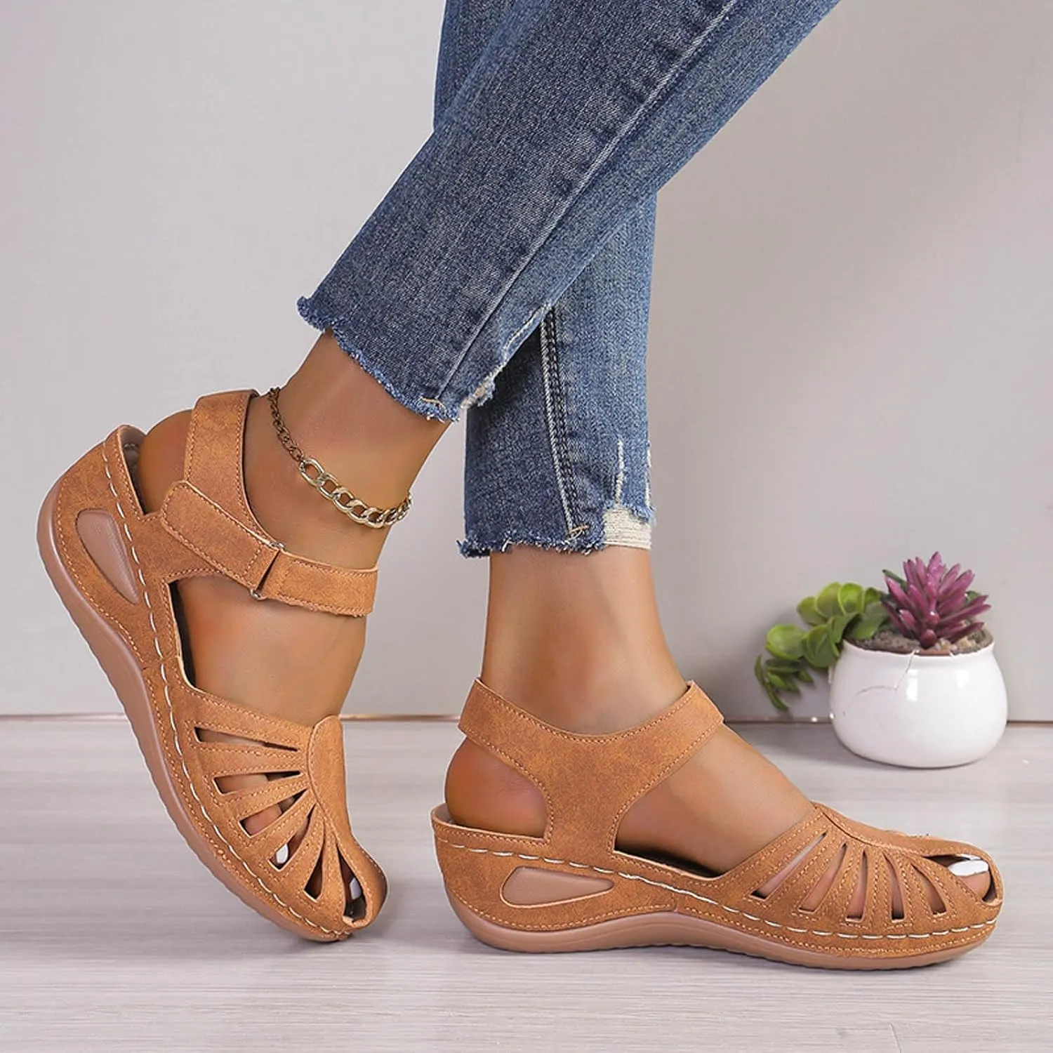 Wedge Sandals For Women 2025 Summer Closed Toe Solid Color Ankle Strap Platform Wedge Shoes Stylish Breathable Casual Low Wedges Walking Strappy Slip on Sandals