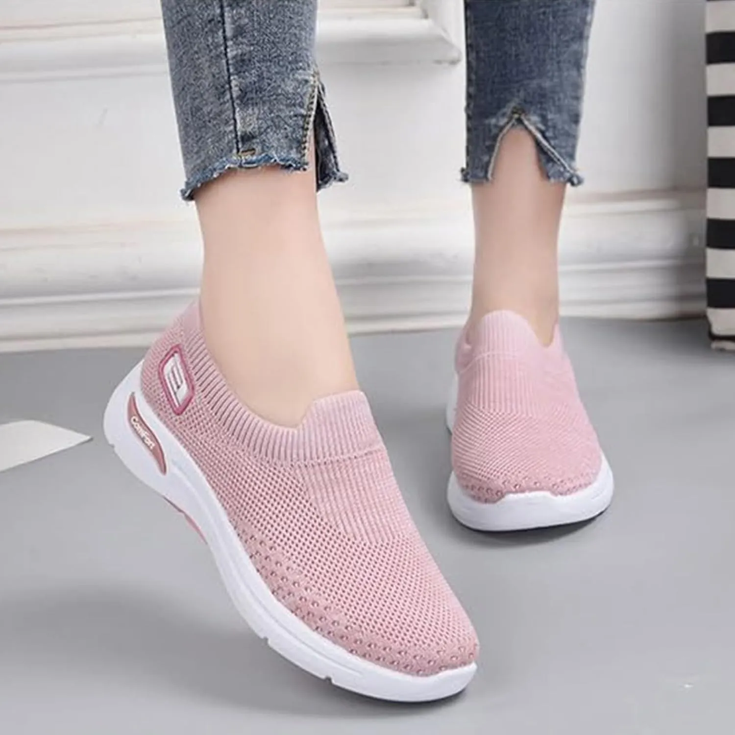 Women Slip On Walking Shoes Orthopedic Sneakers Mesh Casual Non Slip Low Top Tennis Shoes Arch Support Memory Foam Shoe Lightweight Comfort Workout Casual Non Slip Sneakers