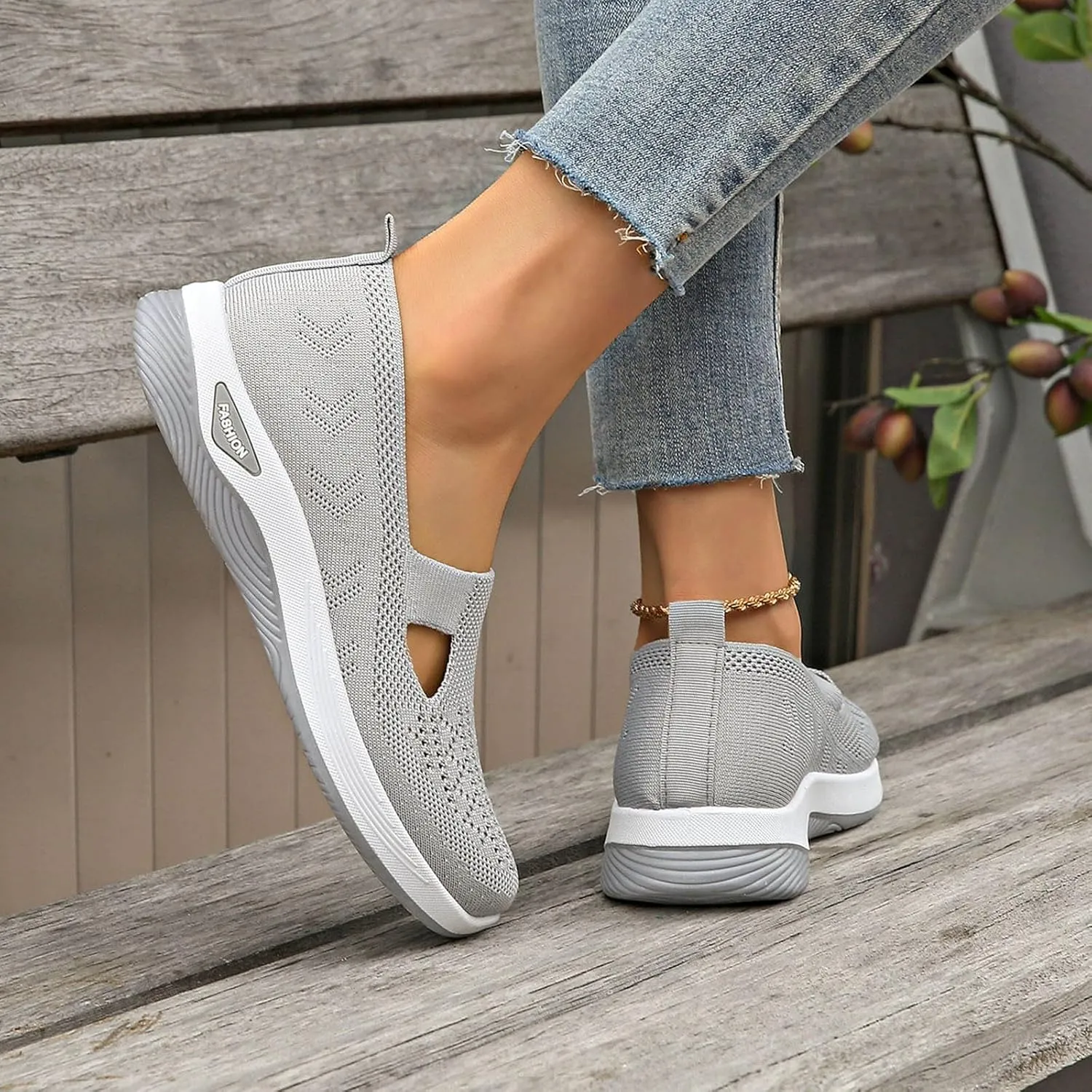 Women's Autumn and Winter Bow Soft Soled Slip On Flat Heels and Fleece Warm Shoes Women S Shoes