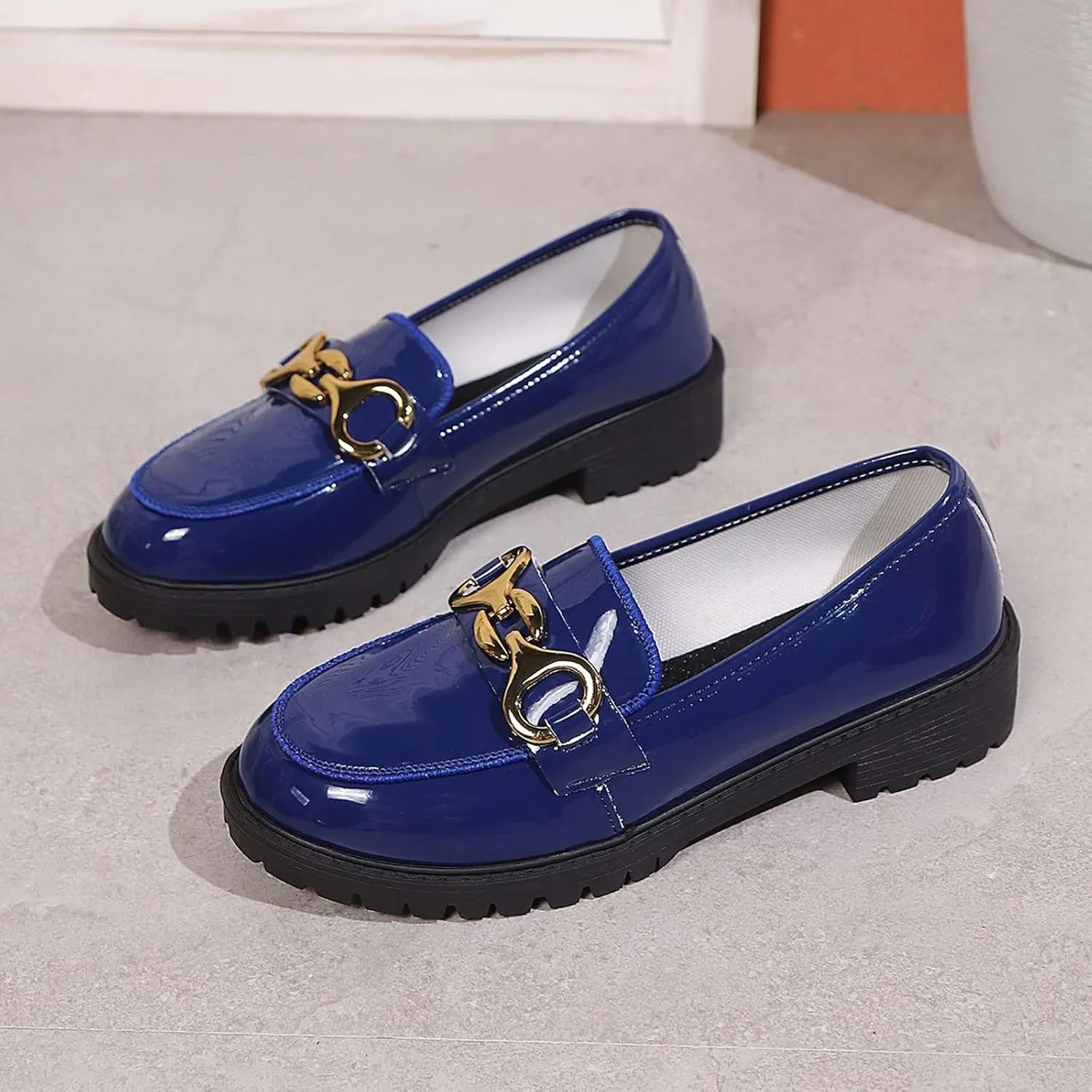 Women's Casual Slip-On Shoes Comfortable Platform Loafers for Everyday Wear Spring Summer Fashion Flat Sandals with Sole