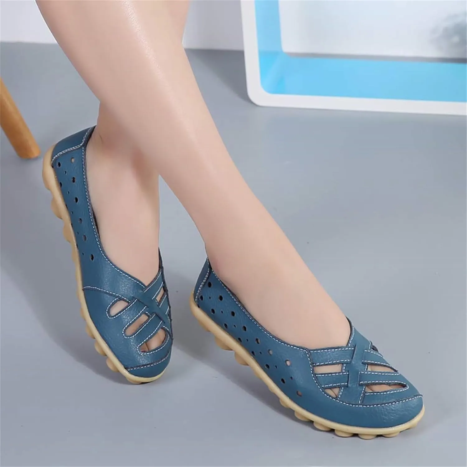 womens comfort sandals Breathable Leather Hollow Out Loafer Flats Summer Slip-On Cutout Sandals Casual Round Toe Orthopedic Loafers Fashion Soft Shoes