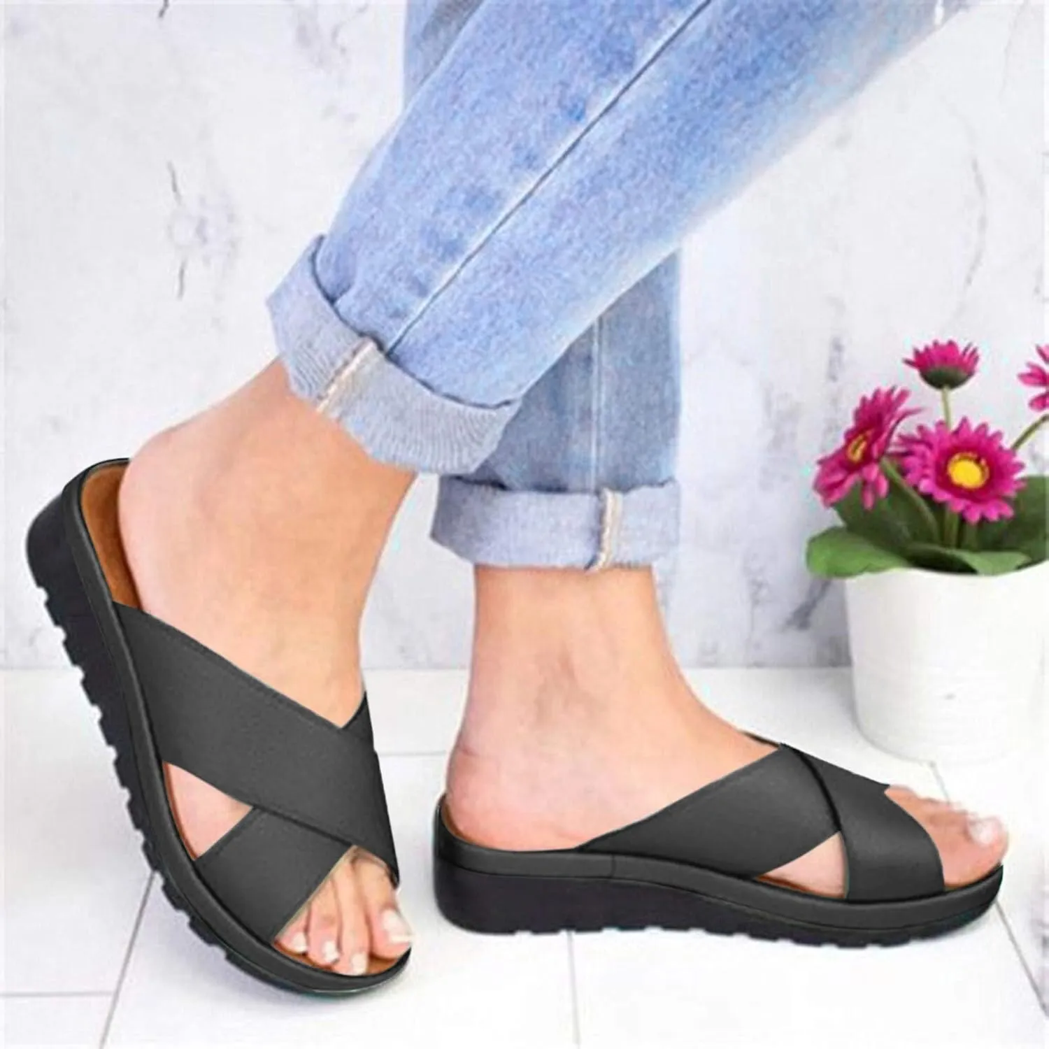 Womens Cross Straps Wedge Sandals Solid Comfortable Non-Slip Flat Shoes Summer Casual Open Toe Slip-on Slippers Trendy Beach Sandals Flip Flops