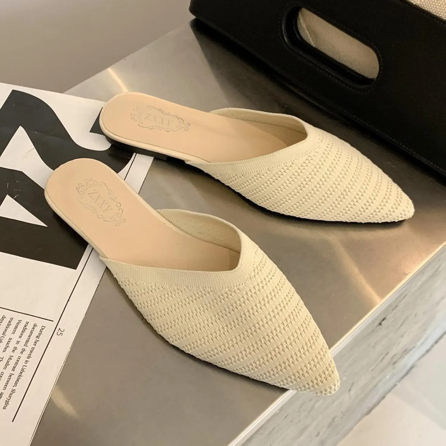 Women's Knit Mesh Closed Pointed Toe Mules Sandals Fashion Backless Slip On Slides Comfortable Breathable Casual Flats for Home Vacation Daily