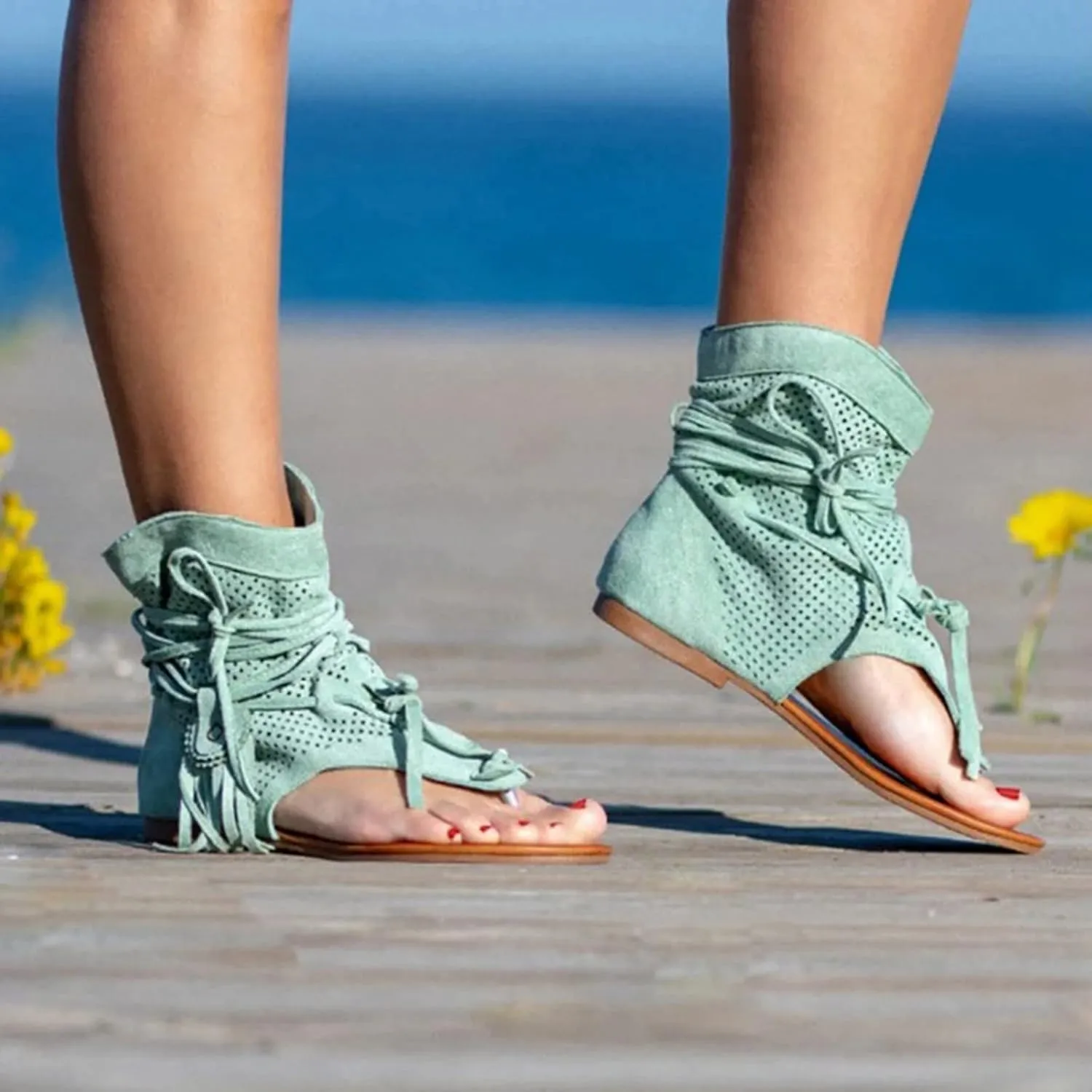 Women's Sandals Flat Flip Flops Casual Tassel Retro Bohemian Gladiator Fringe Dressy Clip Toe Sandals Summer Breathable Waterproof Mesh Slippers t-Strap Beach Parties Walking Sandal