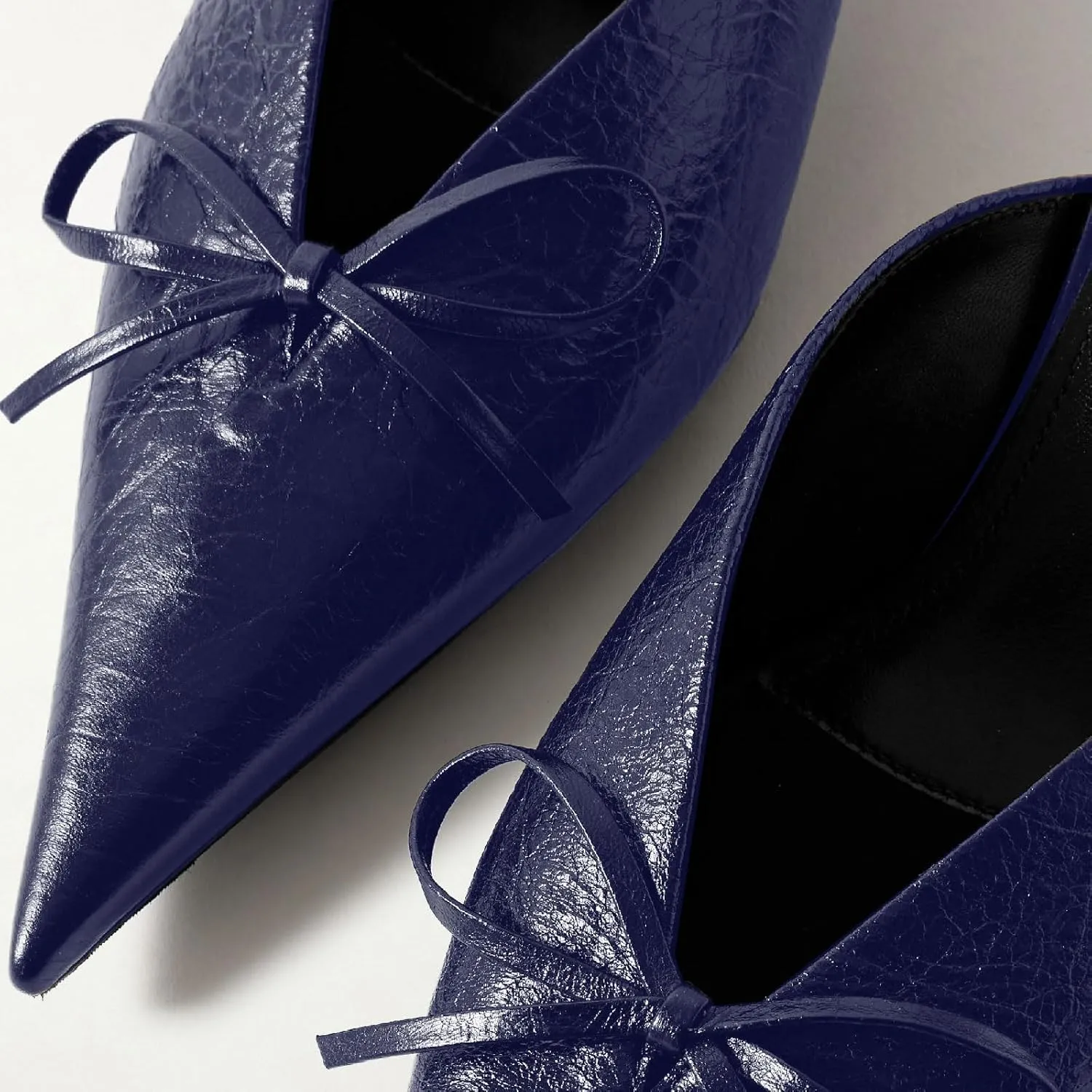 Women's Sexy Pointed Toe Mule Heels Cute Bows Slip On Kitten Heel Mules Comfort Low Heel Closed Toe Wedding Work Dressy Pumps for Women