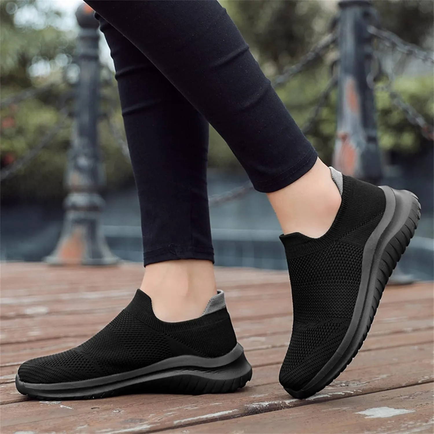Womens Slip On Walking Shoes Non Slip Running Shoes Running Shoes for Women Mesh Breathable Men's Casual Shoes Dress Sneakers Platform Tennis Shoe Trainers Shoe