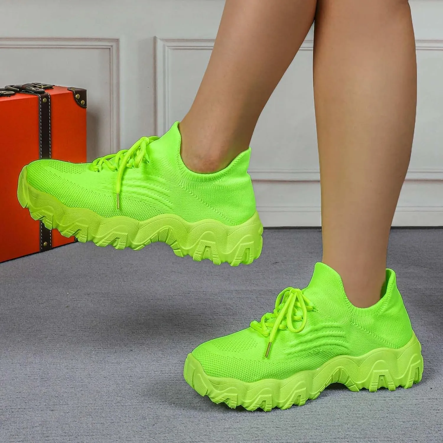 Women's Walking Shoes Non Slip Running Sneakers Comfortable Casual Platform Loafers Lightweight Mesh Breathable Slip On Air Cushion Tennis Gym Work Athletic Sneakers for Men Women