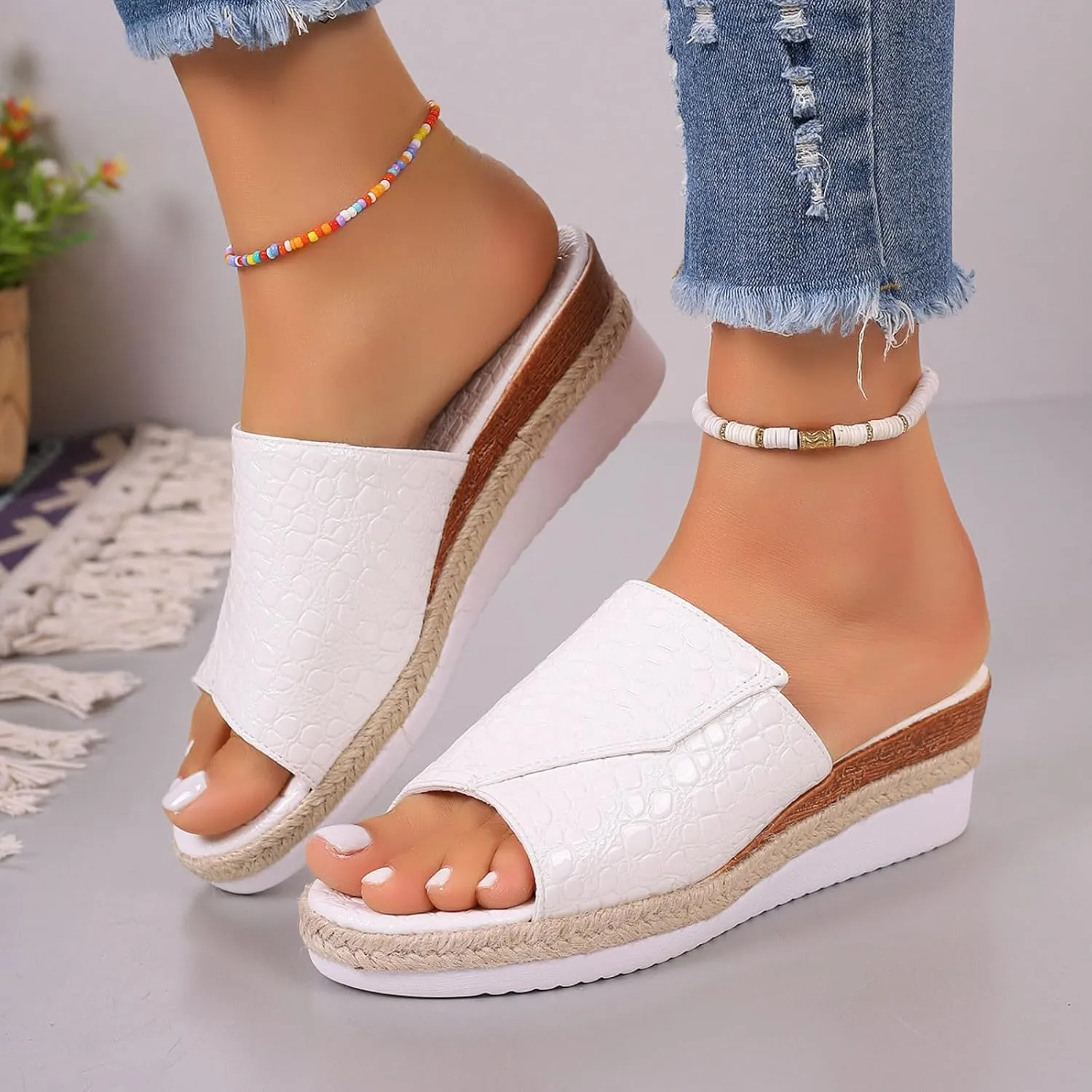 ZSpzx Women's Wedge Sandals 2025,Party Dance Height Increase Cushion Beach Vacation Slip-On Slippers Comfortable Open Toe Soft Sole Daily Wear Slides Breathable Fashion Casual Shoe